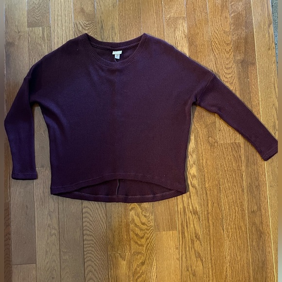 Maroon women’s sweater - Picture 3 of 3